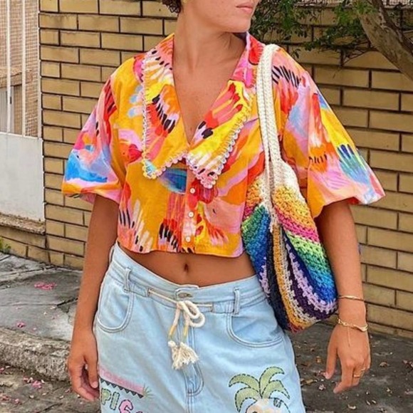 FARM Rio Tops - 🆕 New Farm Rio Oversized Neon Macaws Collar Cotton Blouse, size XS